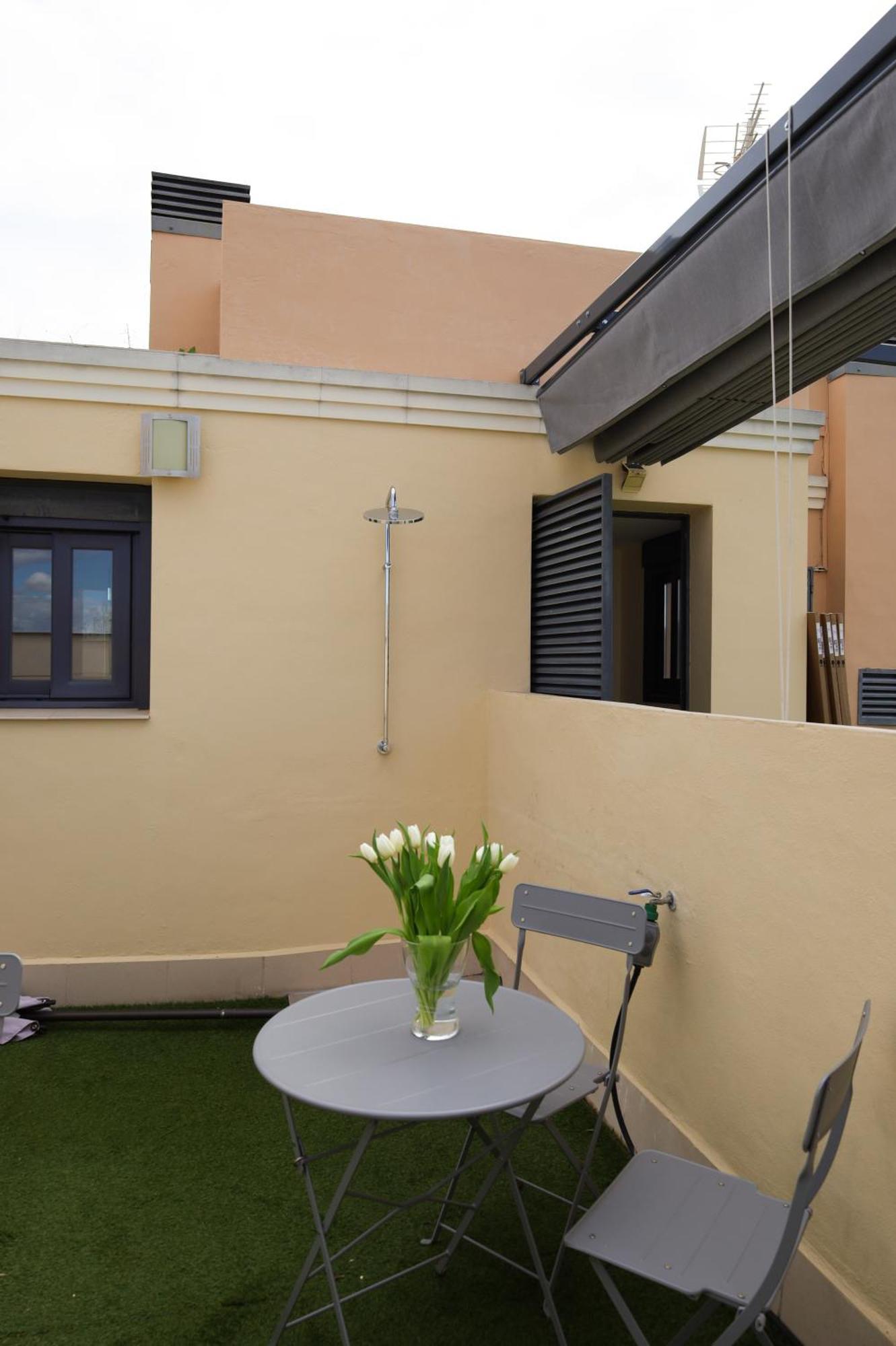 Guzman El Bueno Suites Seville Exterior photo