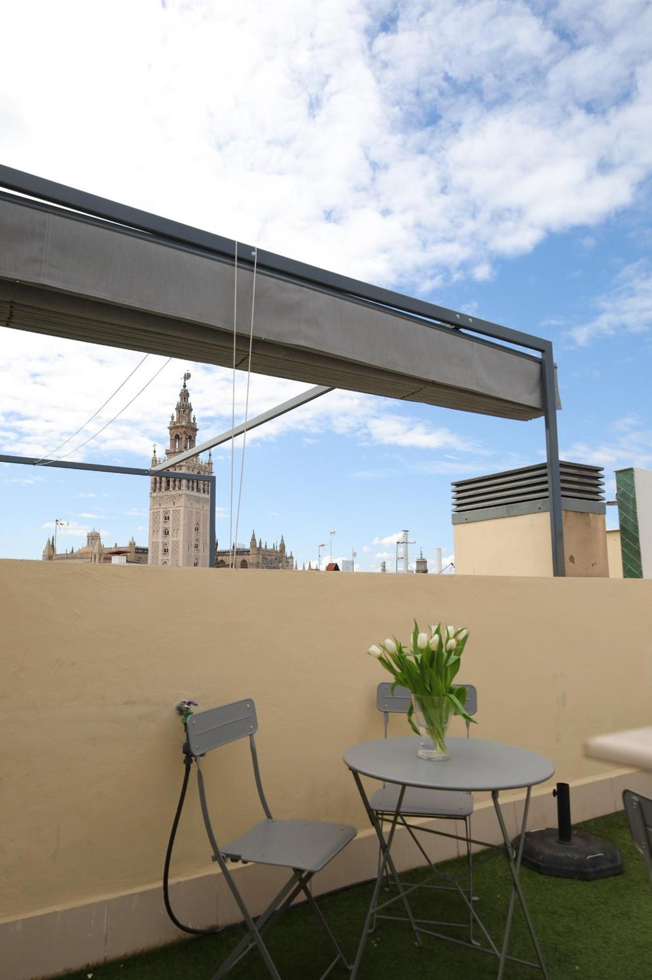 Guzman El Bueno Suites Seville Exterior photo